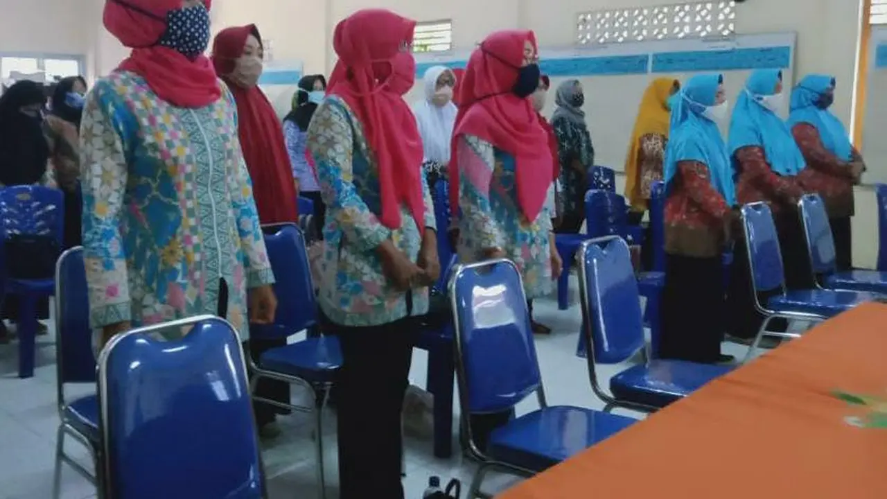 Emak-emak PKK di Kelurahan Karangboyo, Kecamatan Cepu, Kabupaten Blora (Liputan6.com/Ahmad Adirin)