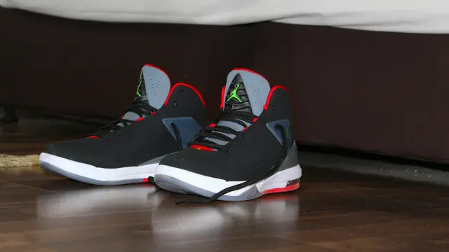 Sepatu Basket