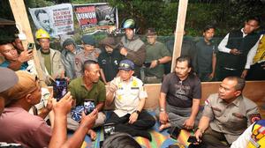 Warga Berterima Kasih Satgas PRR Perkuat Struktur Jembatan Enang-Enang