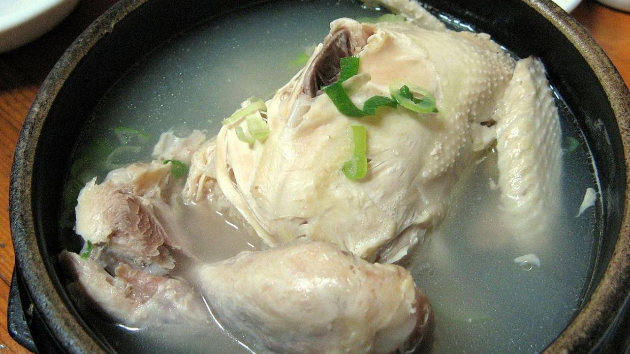 7. Resep Samgyetang (Sup Ayam Ginseng)