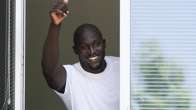 Senyum Romelu Lukaku Sapa Fans Inter Milan