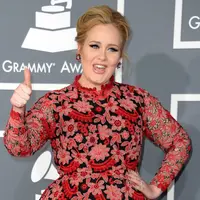 Penyanyi sekaligus pencipta lagu asal Inggris ini berhasil membuat penggemar merasa puas dengan karya barunya setelah sempat vakum tiga tahun. (Bintang/EPA)