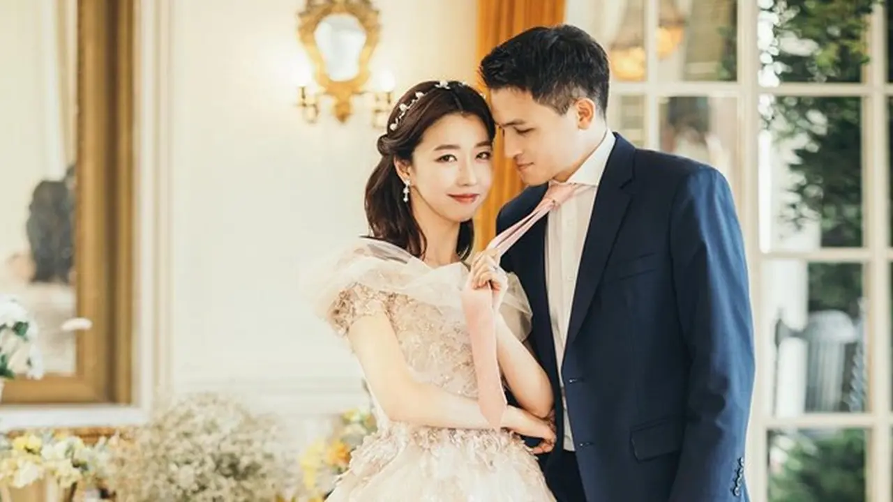 Gelar Pernikahan di Bali, Ini 8 Potret Prewedding Sunny Dahye dan Chris