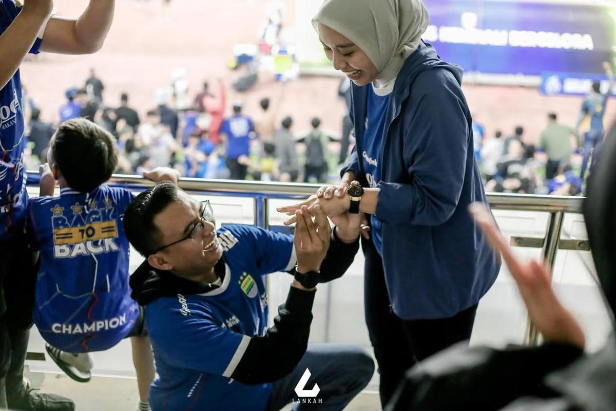 Anak Kang Demul Bikin Kejutan Lamar Wabup Cantik Anak Jenderal Polisi saat Persib Juara