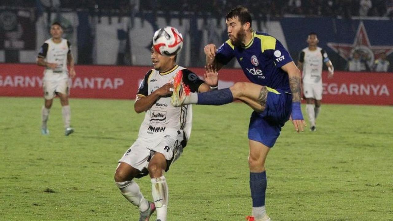 Persija Kalah dari Arema 0-2 di Kandang, Gabriel Silva Cetak Brace Penentu