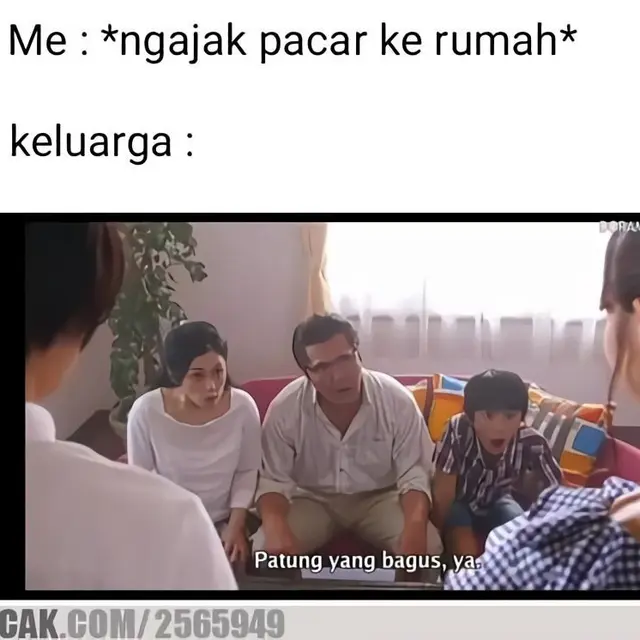 7 Meme Momen Bawa Pacar ke Rumah Ini Malah Bikin Tepuk Jidat