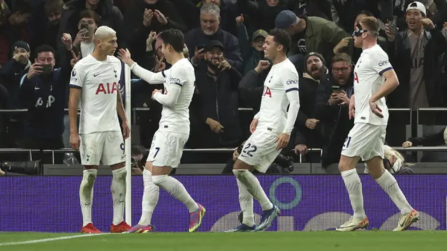 Foto: Licinnya Son Heung-min Bikin Pertahanan Newcastle Kelabakan, Tottenham Pesta Gol di Liga Inggris