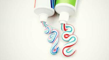 Mengenal Jenis Pasta Gigi Fluoride Dan Plak Untuk Perawatan Gigi Beauty Fimela Com