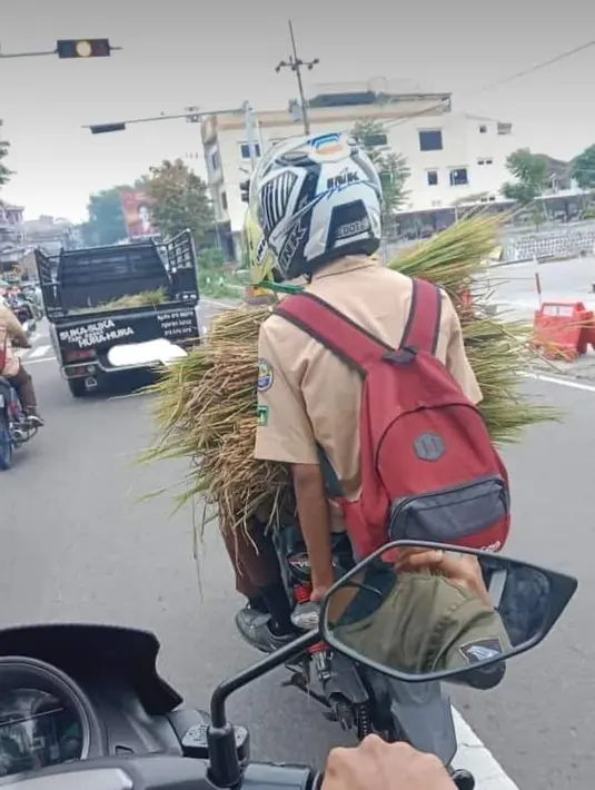 Wah bawa apaan nih? (Source: Instagram.com/@sukijan.id)