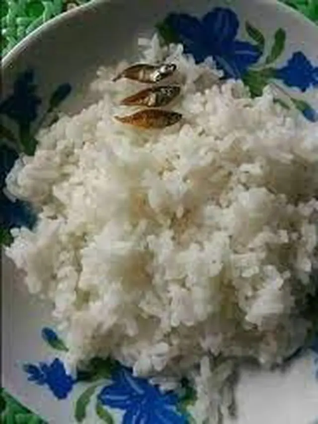 10 Lauk Makan Pakai Ikan Ini Dijamin Enggak Bikin Kenyang, Kocak