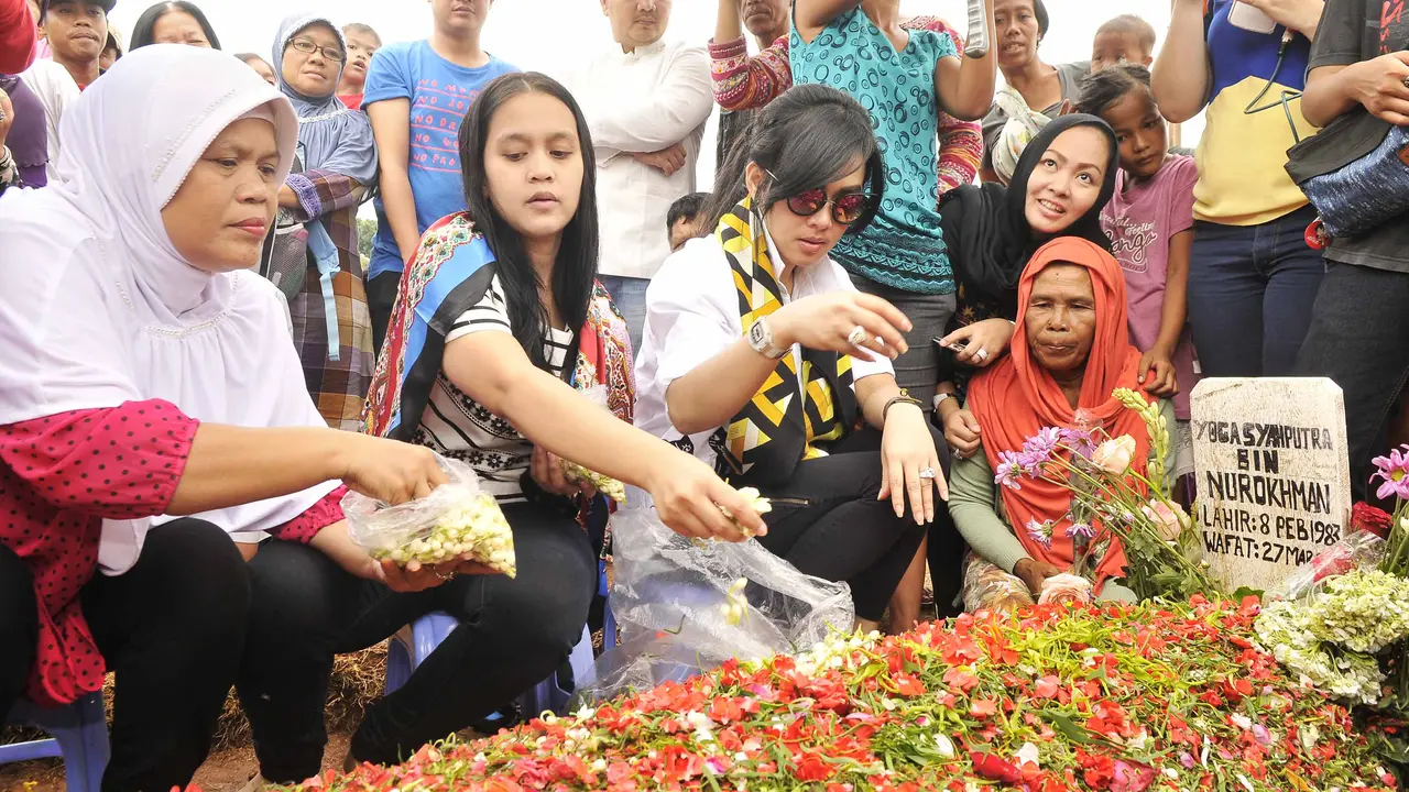 [Bintang] Syahrini