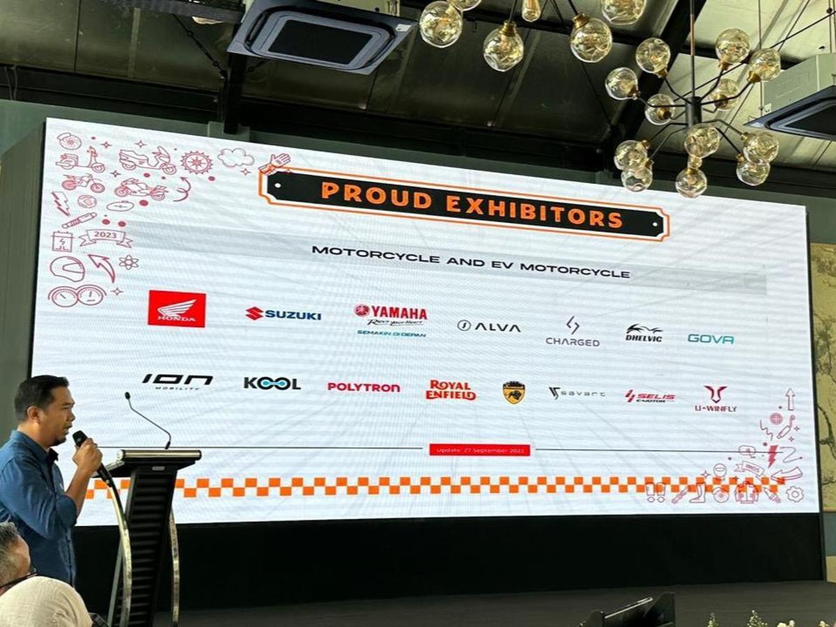 Hall 10
