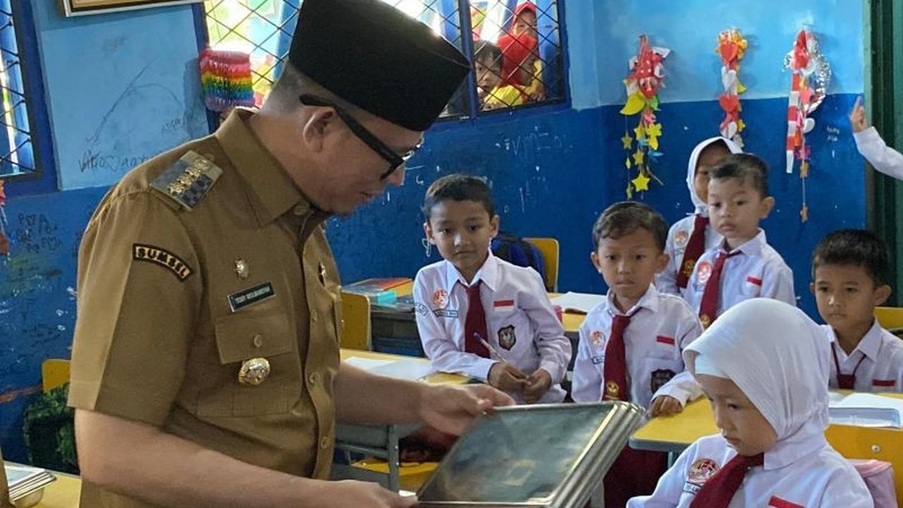 Dinas Kesehatan OKU Terbitkan Sertifikat Laik Higiene Sanitasi untuk 18 SPPG, Dukung Makan Bergizi Gratis