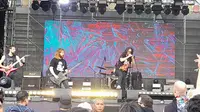 Crypt Crawler, band death metal asal Australia menggempur panggung The Beast Hammersonic 2024. (Liputan6.com/Edu Krisnadefa)