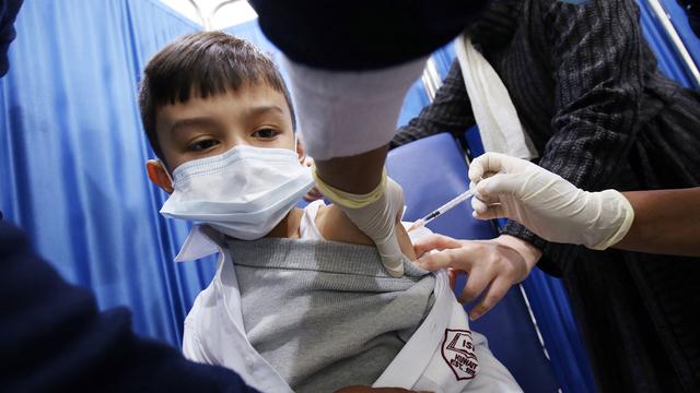 Kuwait Mulai Vaksinasi Covid-19 Anak-Anak