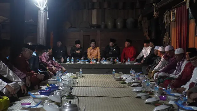 Kemendikbudristek gelar Festival Biduk Gedang Selang Beangkut dan menjadi momentum penting bagi masyarakat untuk mengingat kembali pentingnya menjaga lingkungan sebagai upaya menjaga warisan budaya setempat.
