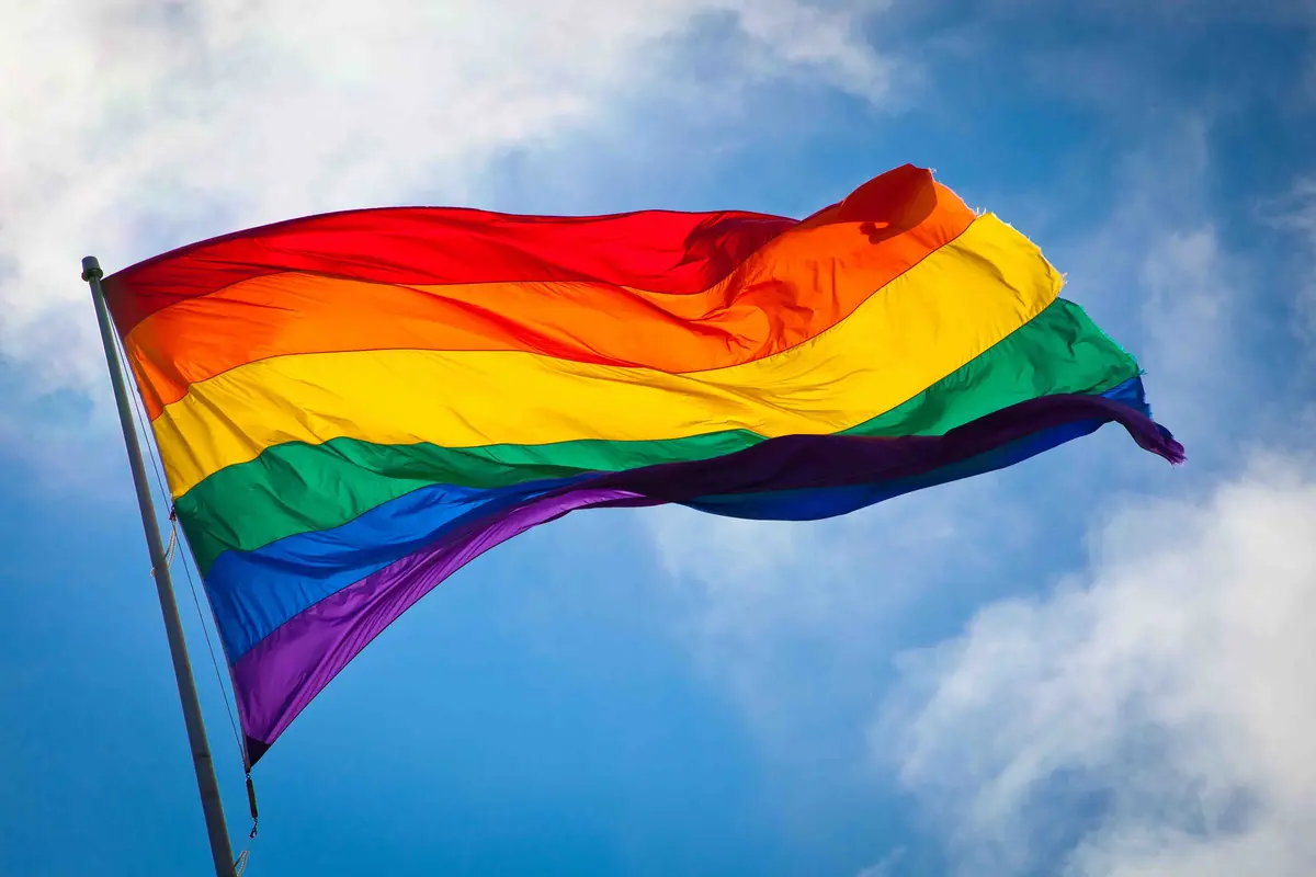 Dilegalkannya Pernikahan Sejenis, Tagar LGBT Membanjiri Instagram