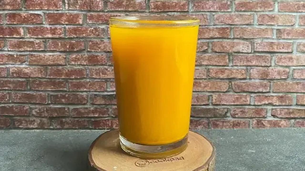 Hangatkan Long Weekend Anda dengan Wedang Kunyit Madu yang Lezat dan Sehat