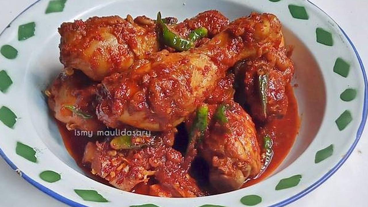 Ayam Bumbu Rujak Kamu Sering Hambar dan Bumbunya Gosong? Coba Cara Ini Biar Rasanya Nendang!