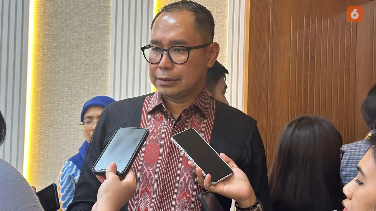 Direktur Pelindungan WNI Kementerian Luar Negeri RI Judha Nugraha dalam pernyataan kepada media, Kamis (31/10/2024). (Liputan6.com/Benedikta Miranti)