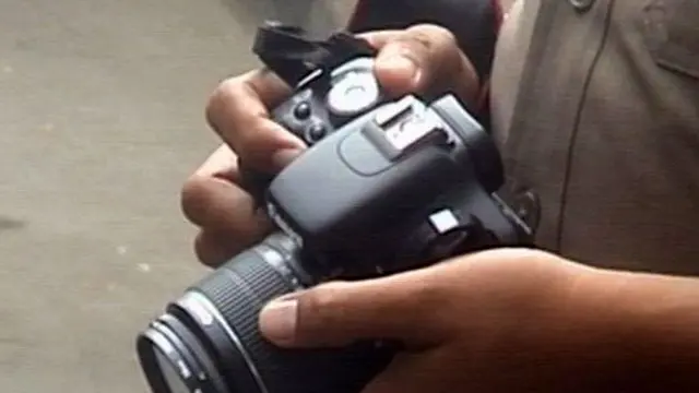 `Paparazzi` Pantau Warga Kebon Bawang Buang Sampah