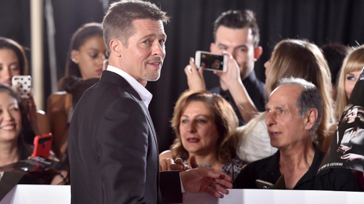 Muak, Brad Pitt Buang Semua Foto Angelina Jolie - Entertainment Fimela.com