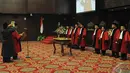 Suasana pelantikan Ketua MK Arief Hidayat dan Wakil Ketua MK Anwar Usman, Jakarta, Selasa (14/1/2015). (Liputan6.com/Herman Zakharia)