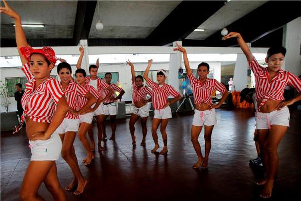 Di Thailand narapidana menari Gangnam Style