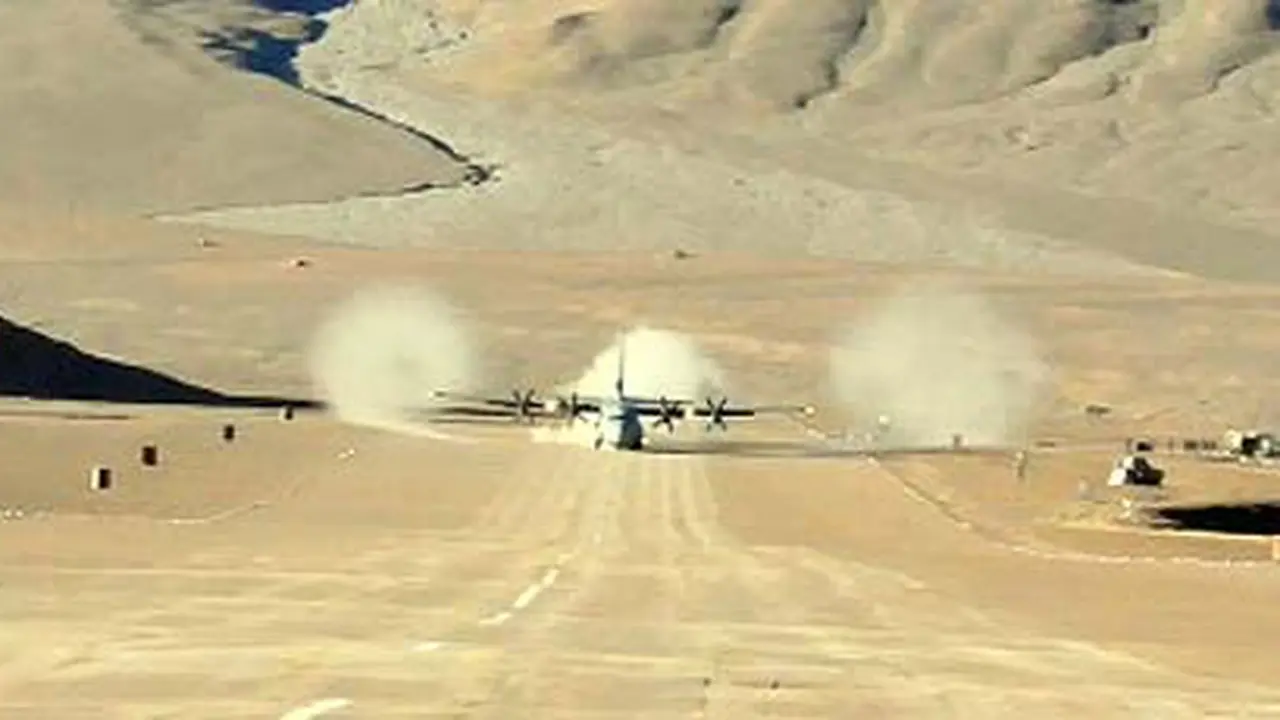 Pesawat Hercules Militer India Celaka, 5 Orang Tewas