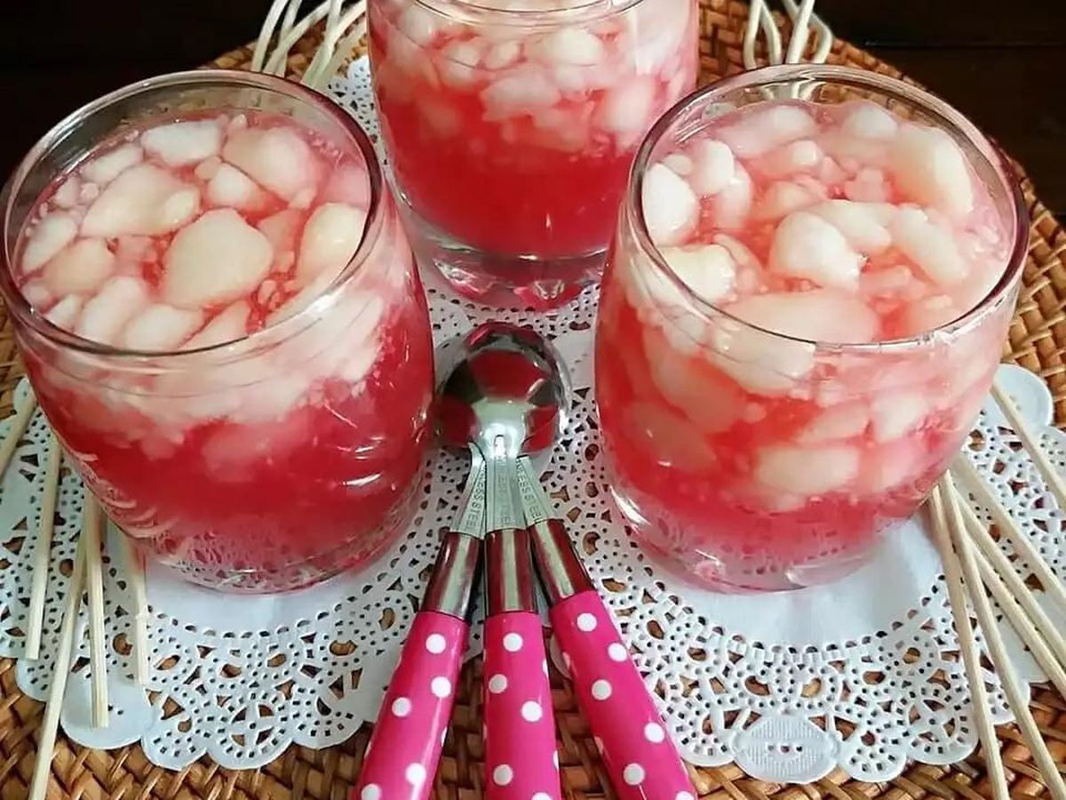 <b>1. Es Sirup Timun Suri</b>
