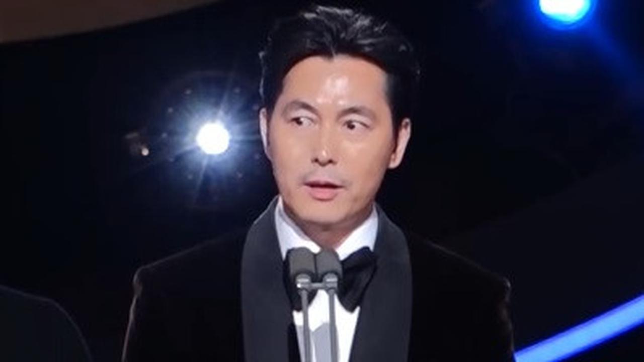 Jung Woo Sung. (KBS via Instagram/ bluedragonawards)