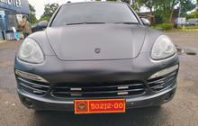 Mobil Porsche Cayenne Pakai Plat Dinas Kemenhan Bodong, Ini Kata Kemhan