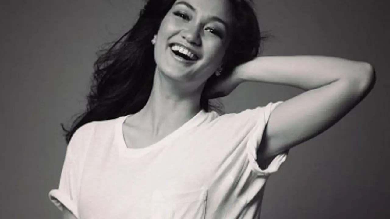 [Bintang] Atiqah Hasiholan