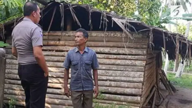 Aksi Bripka Putra patut diacungkan jempol. Ia rela menjual motor kesayangan demi membantu memperbaiki rumah Usman.