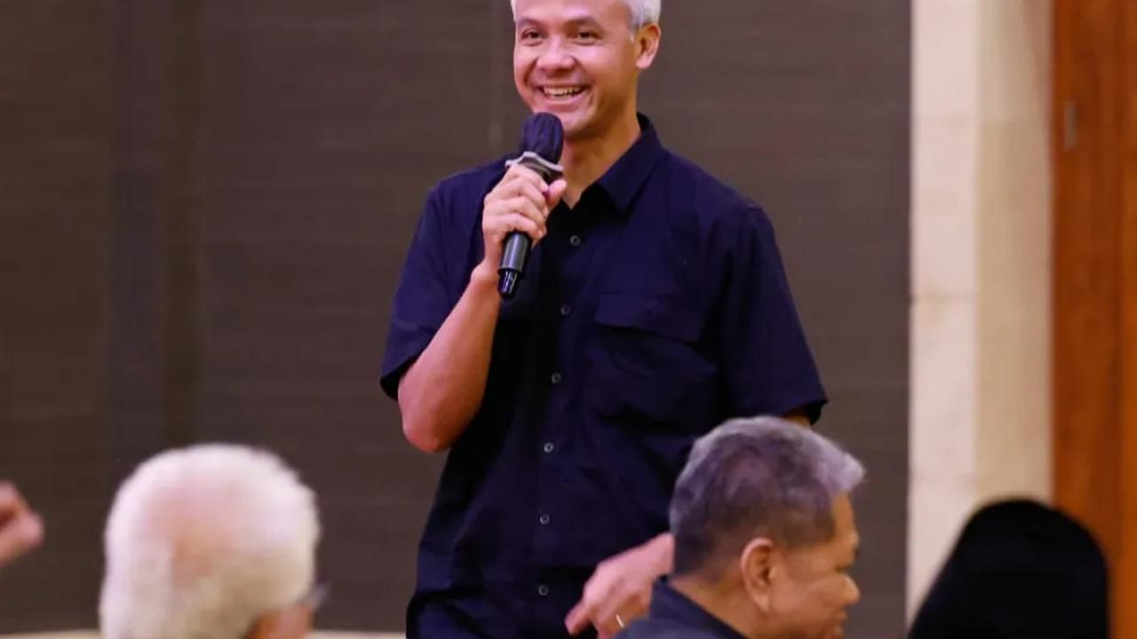 Calon presiden Ganjar Pranowo membahas sejumlah hal yang dianggap menjadi masalah oleh tokoh agama, tokoh adat dan tokoh masyarakat di Sulawesi Tengah.