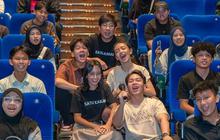 6 Potret Keseruan Cinema Visit Pemain Film '1 Kakak 7 Ponakan', Baru Tayang 3 Hari Sudah 147 Ribu Penonton