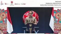 Presiden Joko Widodo (Jokowi) resmi membuka perdagangan Bursa Efek Indonesia (BEI) tahun 2022, yang ditandai dengan penandatanganan sertifikat peresmian pembukaan perdagangan BEI 2022 pada Senin, (3/1/2022).
