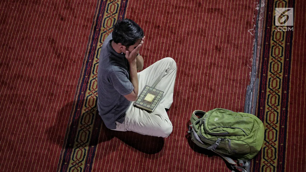 Mengisi Kemuliaan Ramadan dengan Tadarus Alquran di Masjid Istiqlal