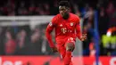 1. Alphonso Davies (Bayern Munchen) - Pemain berusia 19 tahun ini tampil memukau bersama Bayern Munchen saat meraih gelar juara Liga Champions 2019/2020. Alphonso Davies menjadi talenta muda yang mampu berkembang pesat bersama Bayern Munchen. (AFP/Ben Stansall)