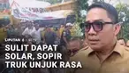 Akibat sulit mendapatkan solar bersubsidi, ratusan sopir truk berunjuk rasa di depan kantor Wali Kota Samarinda, Kalimantan Timur. Unjuk rasa membuat sejumlah ruas jalan lumpuh akibat tertutup kendaraan truk yang dibawa oleh massa.