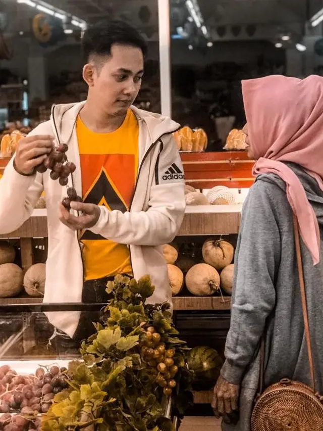 Kebersamaan Kiki Farrel dan Ibu