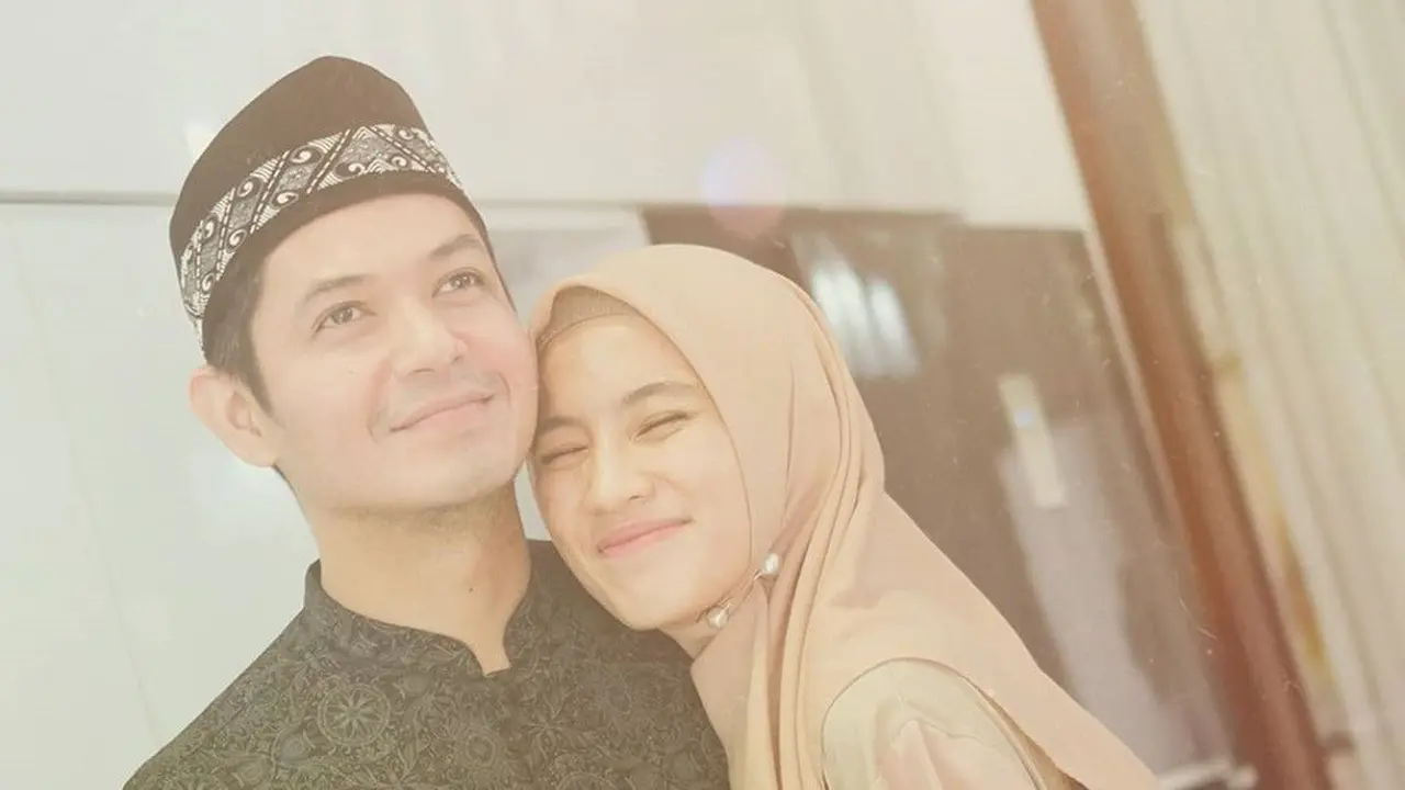 Alyssa Soebandono dan Dude Harlino