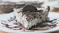 Bisa untuk kue ulang tahun, ini resep mudah bikin Oreo Cheese cake!| Via: divascancook.com