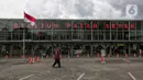 Suasana Stasiun Pasar Senen, Jumat (24/4/2020). Terkait larangan mudik Lebaran 2020, Stasiun Pasar Senen untuk sementara tidak melayani keberangkatan kereta jarak jauh dari tanggal 24 sampai 30 April 2020 mendatang. (Liputan6.com/Johan Tallo)
