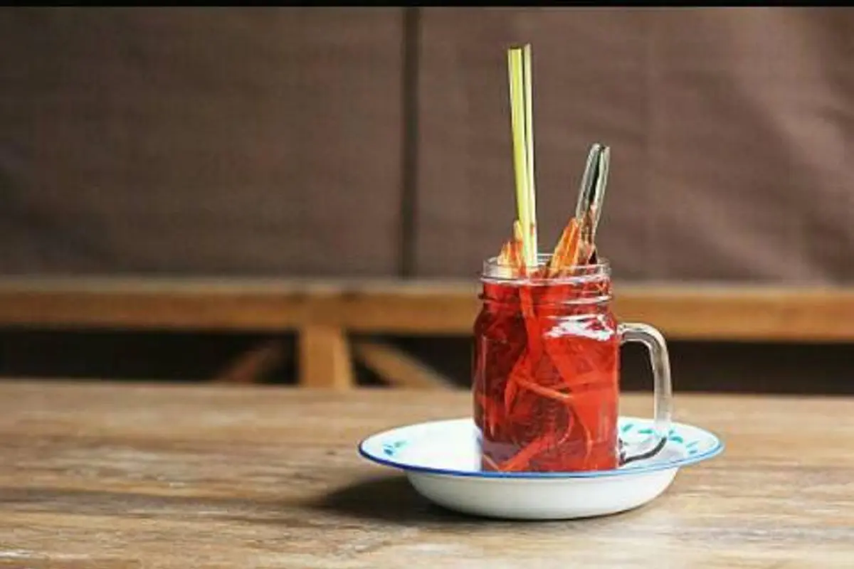 [Bintang] 7 Minuman yang Dahulu Sering Hangatkan Keseruan Malam Anak 90an
