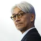 Ryuichi Sakamoto pada 2017. (AP Photo/Domenico Stinellis, File)