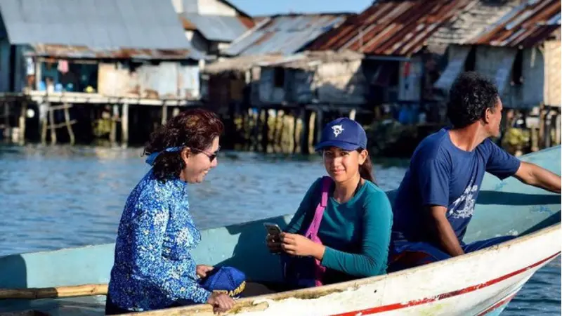 Cerita Fika Fawzia Dampingi Bosnya Menteri Susi