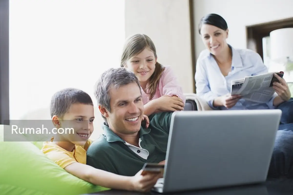 Cara Bijak Mengontrol Anak Gunakan Internet