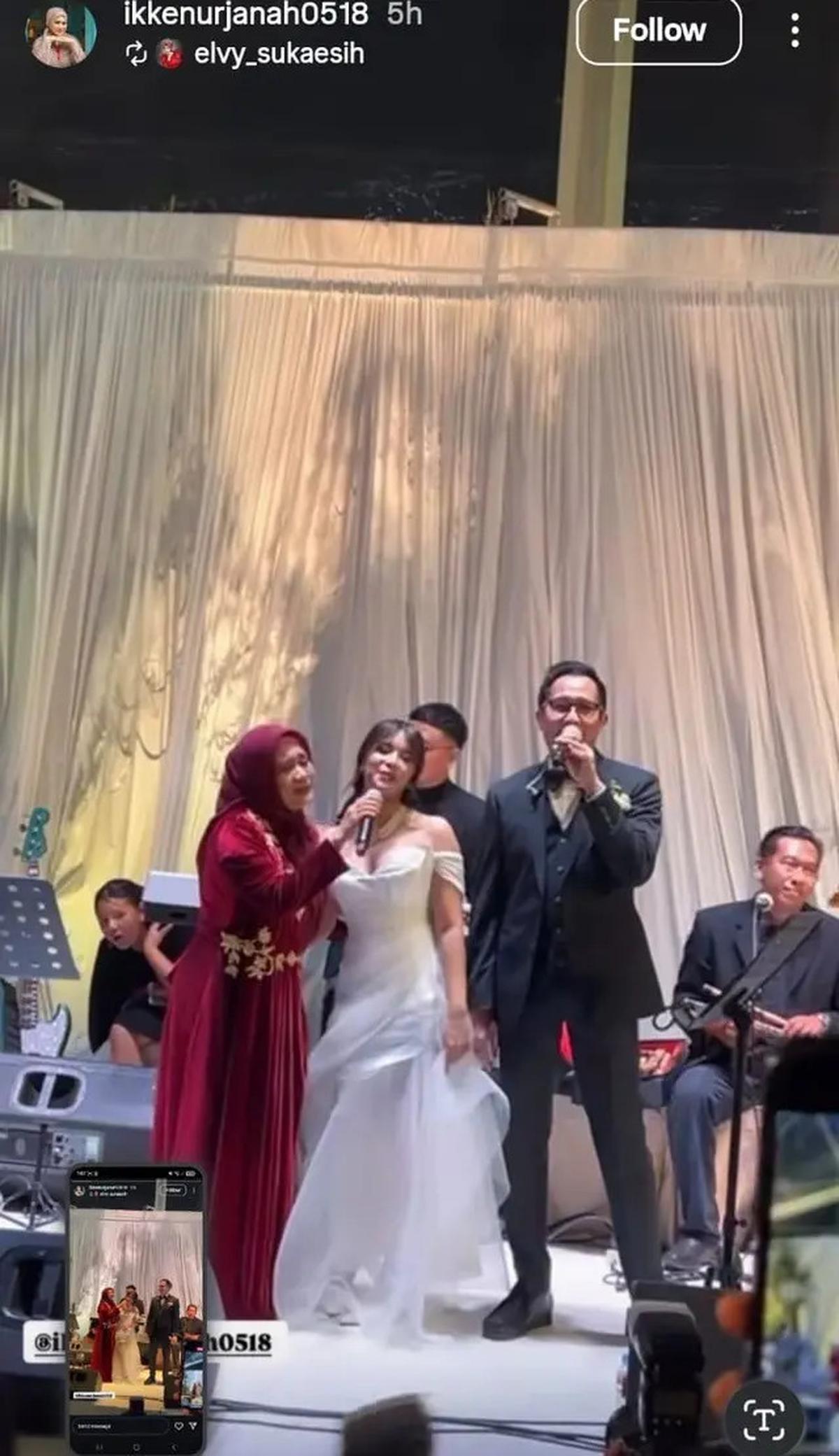 Aldi Bragi dan Ikke Nurjanah Penuhi Permintaan Anak, Duet Lagu Memandangmu di Pernikahan Putri Tercinta