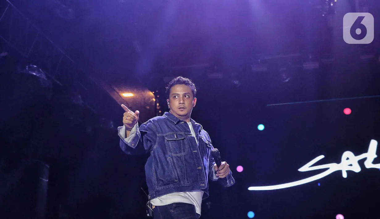 Di hari kedua, pengunjung KapanLagi Buka Bareng BRI Festival 2025 dihibur dengan penampilan Letter For Me, Christie, Teddy Aditya, Nadin Amizah, Sal Priadi, Feast, dan Hindia. (Liputan6.com/Angga Yuniar)